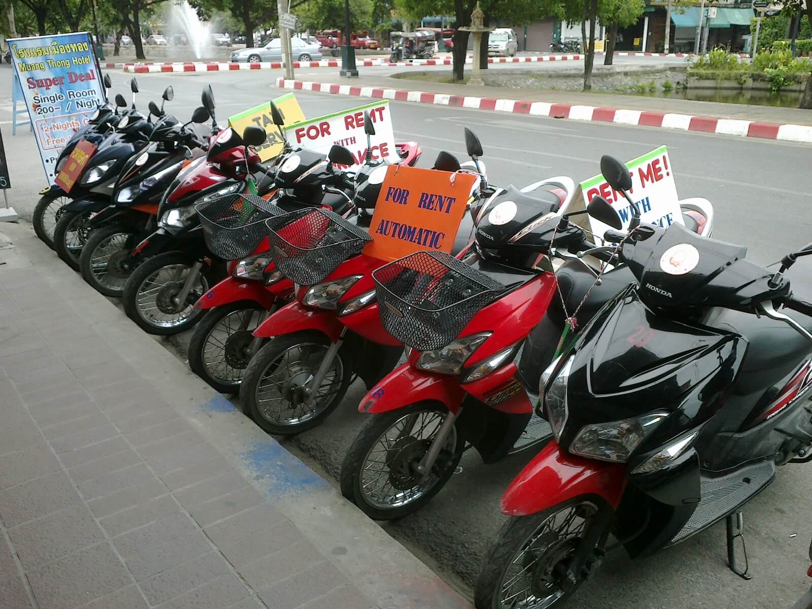 thuê xe máy quận Tân Bình sài gòn