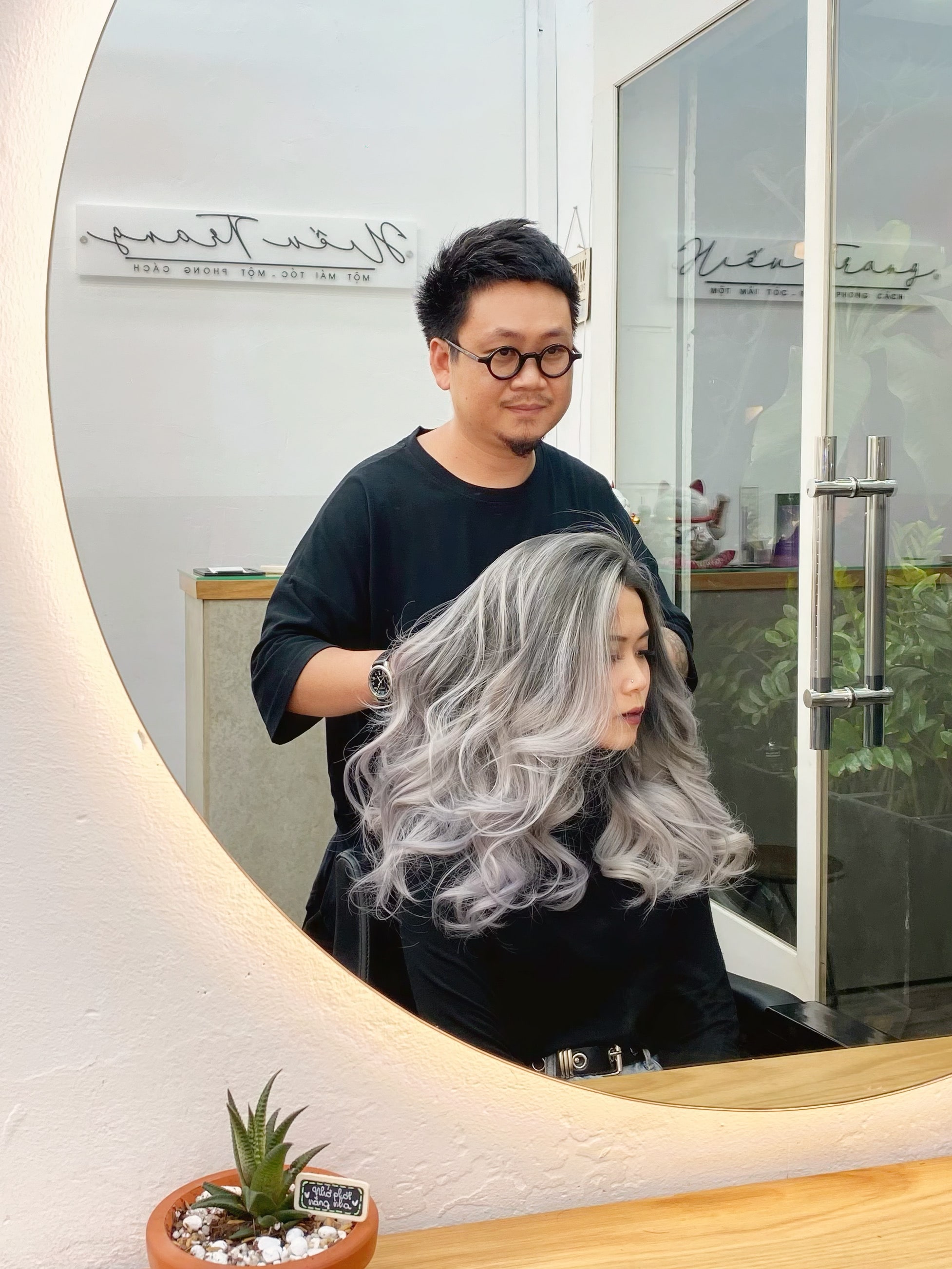 5 salon làm tóc xoăn siêu đẹp ở Hà Nội và Sài Gòn chị em nên ghé để lột  xác đông này