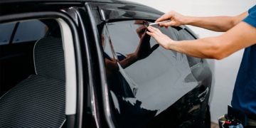 dán phim cách nhiệt ô tô tphcm