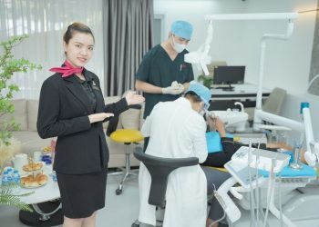 Bọc răng sứ 4 răng cửa