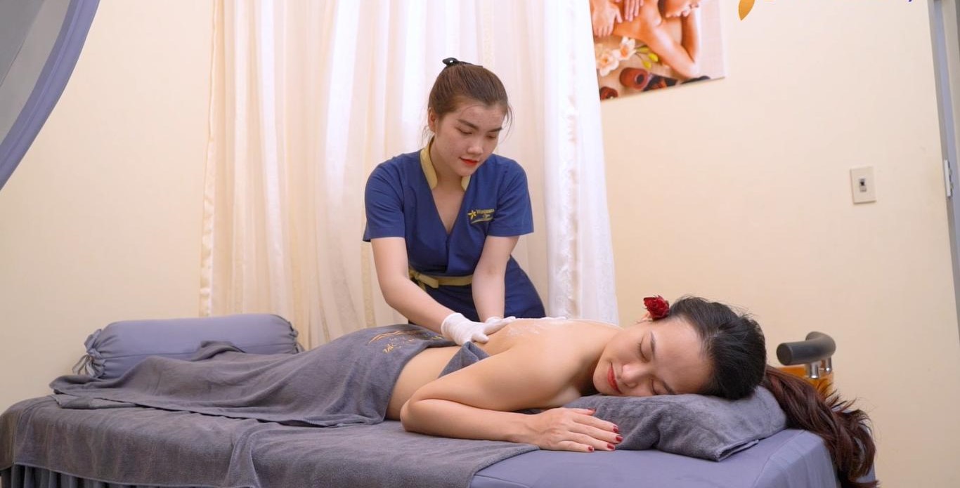 massage trị liệu quận 
