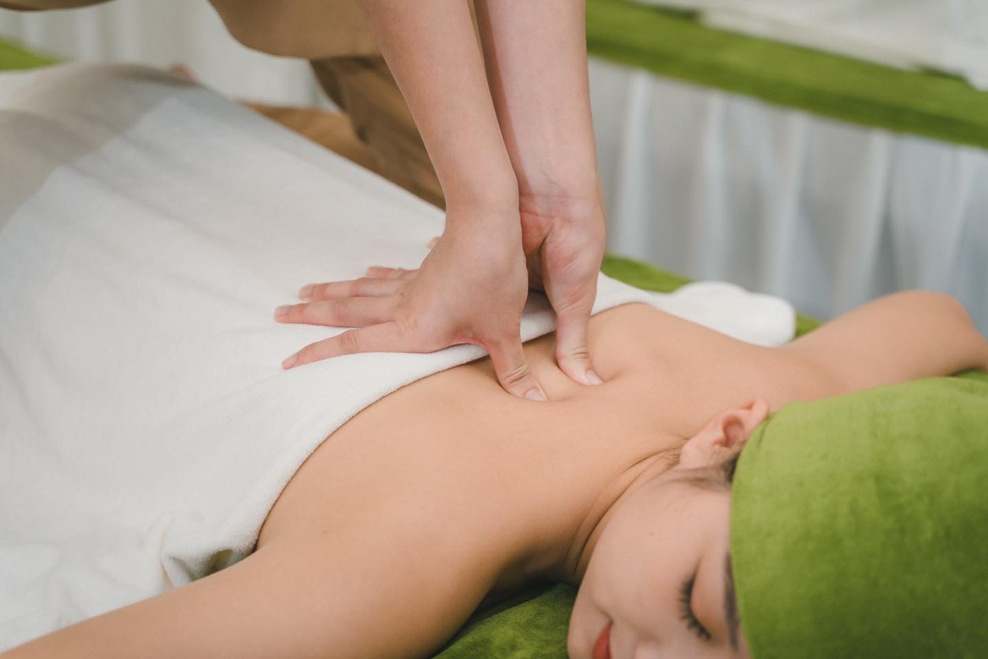 massage trị liệu quận 7