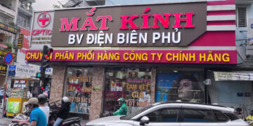 cắt kính cận tphcm