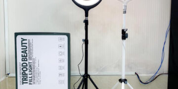cửa hàng đèn led livstream tphcm