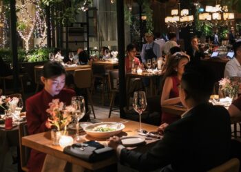 quán ăn riêng tư cho 2 người tphcm